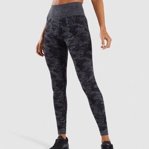 Camo scrunch legging